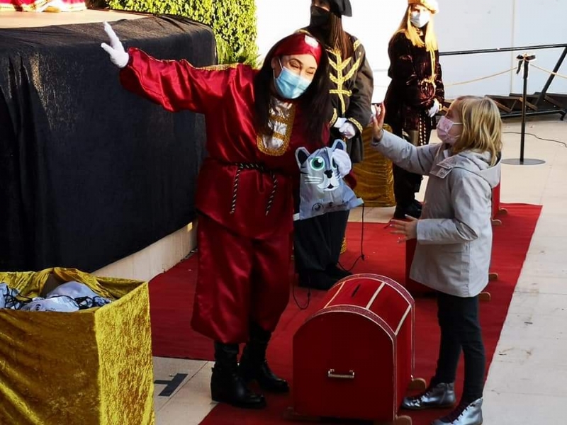Se concede una subvención de 11.000 euros a la Federación de Peñas de Carnaval para la organización de la entrega de cartas y saluda de los Reyes Magos