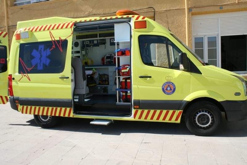 Se acuerda contratar el suministro de vehículo para emergencias sanitarias con una ambulancia tipo UVI-móvil para el Ayuntamiento