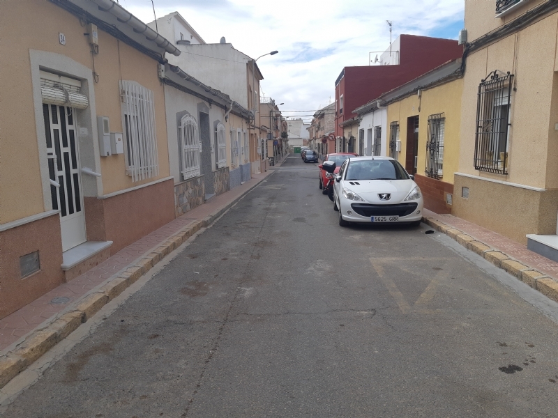 Contratarán las obras de sustitución del saneamiento y abastecimiento de calle a calzada única en un tramo de la calle Romualdo López
