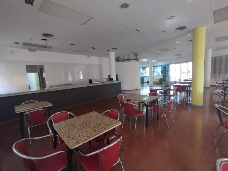 Adjudican los servicios del bar-cafetería ubicado en el Centro Municipal de Personas Mayores de la Plaza Balsa Vieja