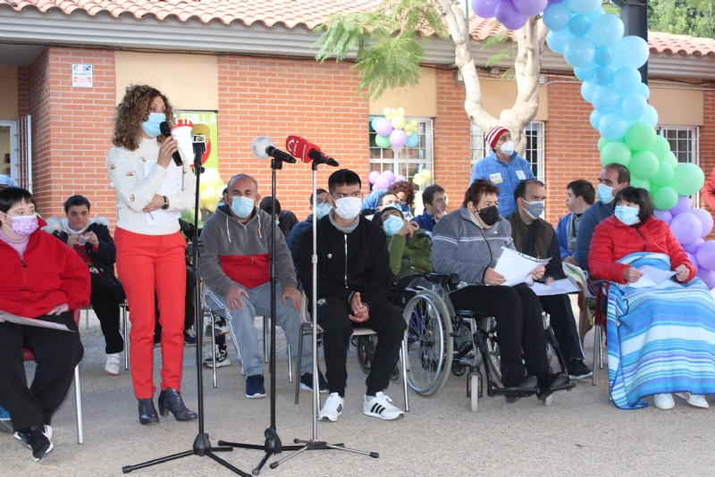 Vídeo. El Centro de Día de Personas con Discapacidad Intelectual "José Moyá" conmemora su 20 aniversario con la celebración de un emotivo acto institucional