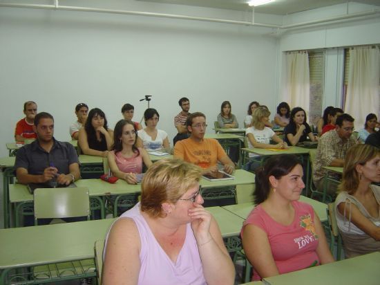 EL PLAZO DE PREINSCRIPCIÓN PARA EL CURSO 2009/2010 EN LA EXTENSIÓN DE LA ESCUELA OFICIAL DE IDIOMAS EN TOTANA PERMANECERÁ ABIERTO FINALIZARÁ ESTE VIERNES 5 DE JUNIO