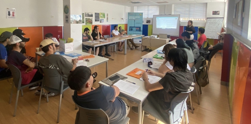 Otorgan a Colectivo "El Candil" la puesta en marcha del programa de Acompañamiento y Activación Infanto-Juvenil y Familiar en la etapa educativa "ìHoy voy!" para el curso 2024/2025