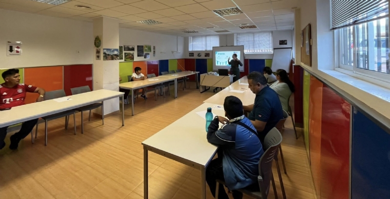 Otorgan a Colectivo "El Candil" la puesta en marcha del programa de Acompañamiento y Activación Infanto-Juvenil y Familiar en la etapa educativa "ìHoy voy!" para el curso 2024/2025