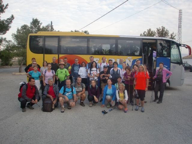 Comienza el  programa de Senderismo 2015/16 ofertado por la Concejalía de Deportes con una ruta por Mula y Albudeite en la que participan 33 personas