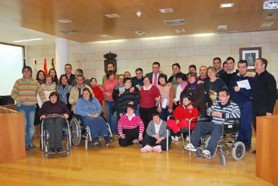 AUTORIDADES MUNICIPALES REALIZAN UNA RECEPCIÓN INSTITUCIONAL A LOS ALUMNOS DEL CENTRO OCUPACIONAL 