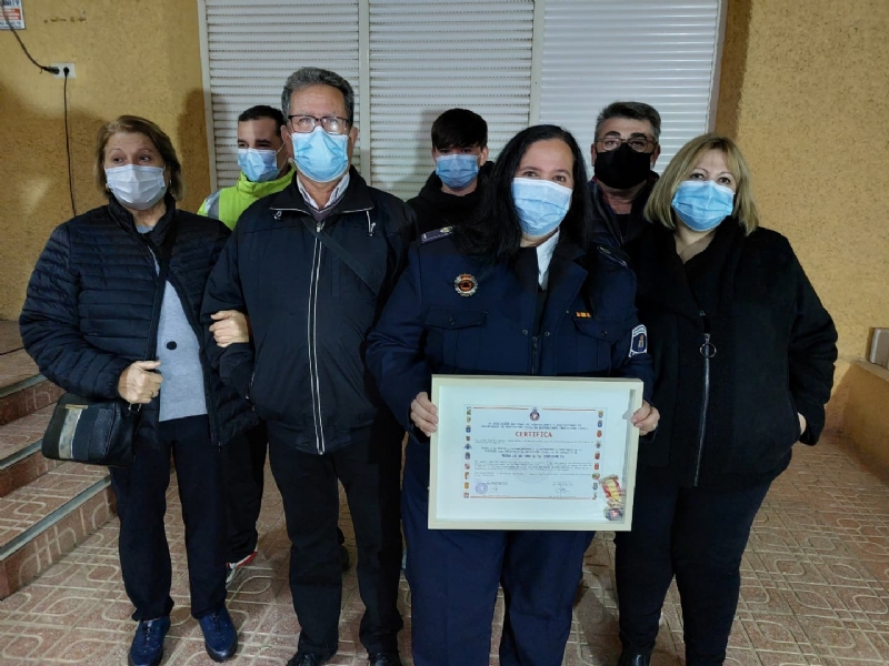 La Agrupacin de Proteccin Civil realiza un reconocimiento a la voluntaria Mara Jess Snchez Lorenzo por sus ms de 25 aos de servicio