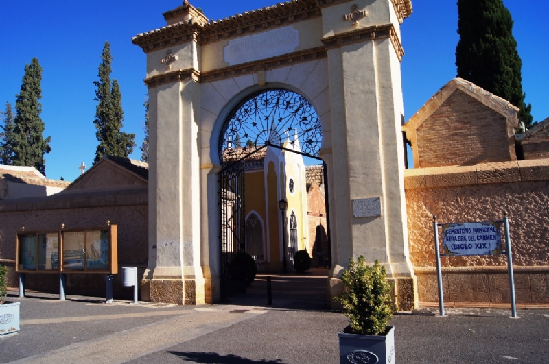 Se adjudica el contrato para la construccin de 28 nuevos nichos en el Cementerio Municipal Nuestra Seora del Carmen