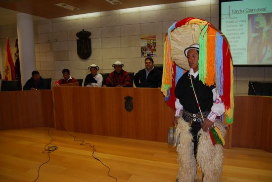 LA ASOCIACIÓN CULTURAL CAÑARMANTA Y LA ASOCIACIÓN FAE ORGANIZAN EL PRÓXIMO 5 DE MARZO EN LA CIUDAD DEPORTIVA "SIERRA ESPUÑA" EL CARNAVAL CAÑARI 2011 ("PAUKAR RAYMI")