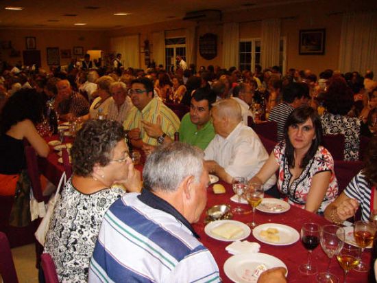 MS DE 400 PERSONAS ASISTEN A LA CENA-GALA DE CLAUSURA DE LAS ACTIVIDADES QUE SE DESARROLLAN EN EL CENTRO MUNICIPAL DE LAS PERSONAS MAYORES