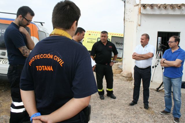 Vdeo. Unos 40 voluntarios de Proteccin Civil refuerzan las labores de vigilancia mvil y prevencin contra incendios con el fin de apoyar a las brigadas forestales en Sierra Espua este verano