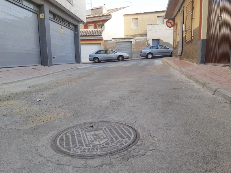 Adjudican el contrato de renovacin de redes de agua potable y alcantarillado, restitucin de aceras y pavimentado en la calle Galicia