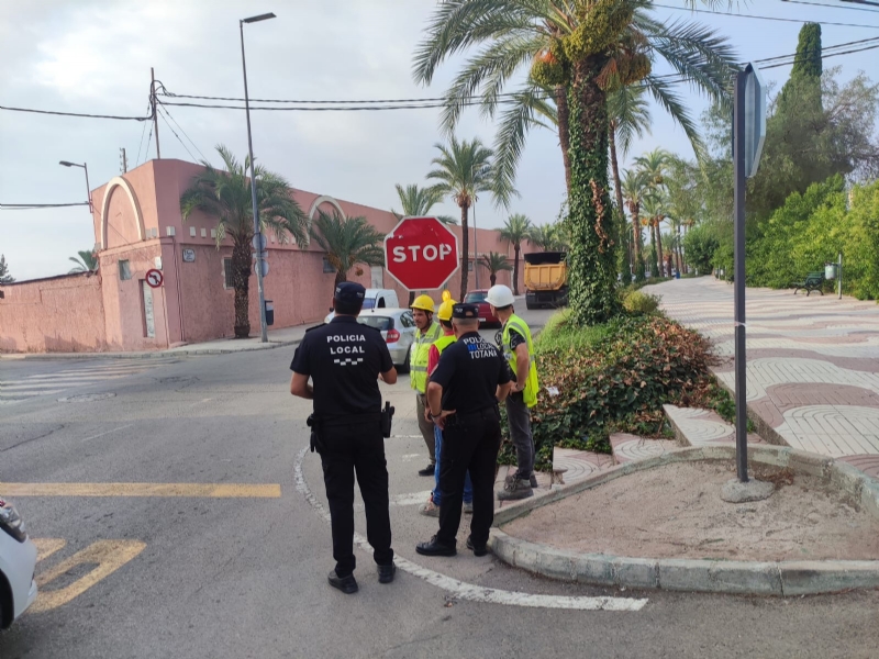 Hoy se abre al trfico la avenida Juan Carlos I, eliminando el desvo provisional de la avenida de Lorca por las obras de la nueva rotonda del Mercadona,