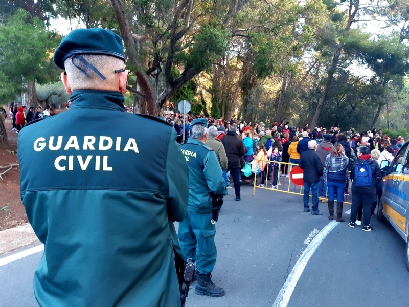 Ms de 50 efectivos integran el dispositivo de seguridad de la romera de regreso de La Santa de Totana a su santuario de Sierra Espua, este martes 7 de enero