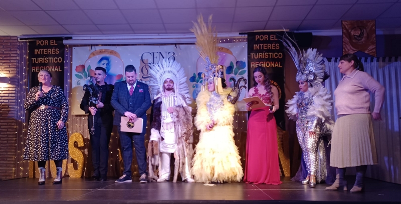 Maana se celebra el Gran Pregn del Carnaval, la entrega de la Mscara de Oro y la proclamacin de La Musa y Don Carnal Infantil, en el Teatro Gins Rosa (21:00 horas)