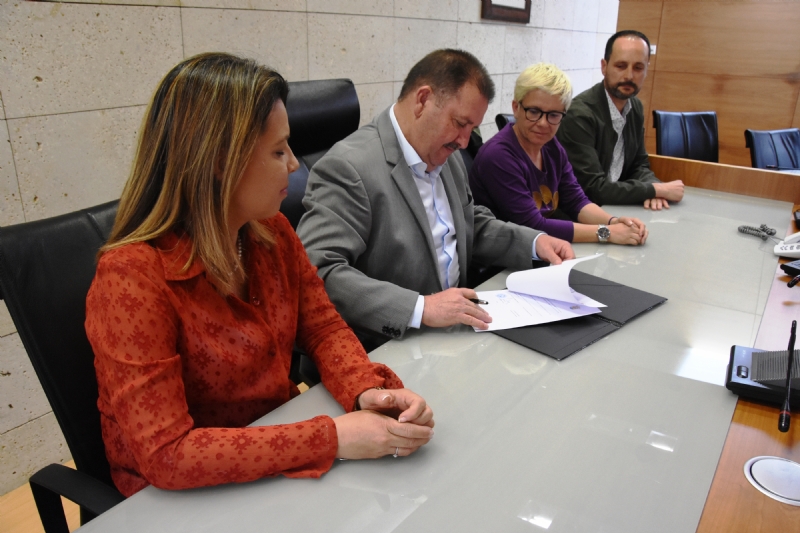 Vdeo. Se prorroga cuatro aos el mantenimiento de la sede permanente de extensin universitaria de la Universidad de Murcia (UMU) en Totana