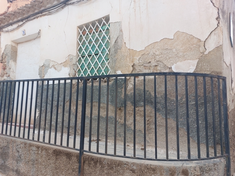 Adjudicadas las obras de demolicin del inmueble situado en la calle Castillo nmero 26