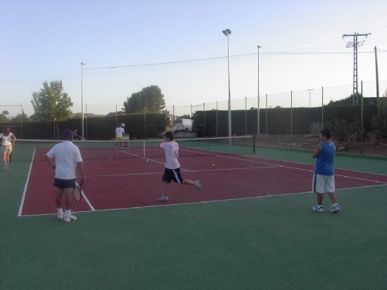 LA CONCEJALA DE DEPORTES INICIA LA CAMPAA VERANO POLIDEPORTIVO PARA NIOS Y ADULTOS CON CERCA DE 700 INSCRIPCIONES EN LA PRIMERA QUINCENA DE JULIO