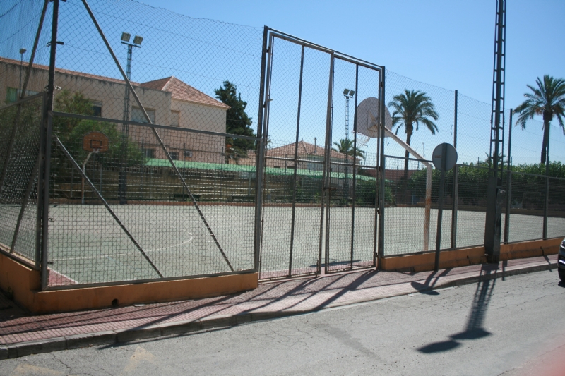 Se acuerda que la gestión y dinamización de las pistas deportivas de varios barrios de Totana las asuma la Concejalía de Deportes