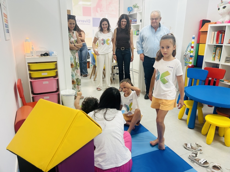 El nuevo centro de Desarrollo Infantil y Atenci&oacute;n Temprana "Diverxia" se incorpora a la Red Regional de Servicios Sociales, complementando el servicio municipal de Totana