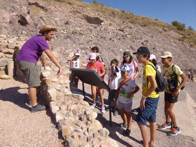 Un total de 11 nios y nias participan en la Semana de la Prehistoria en La Bastida, una actividad organizada dentro del Totana Verano2015