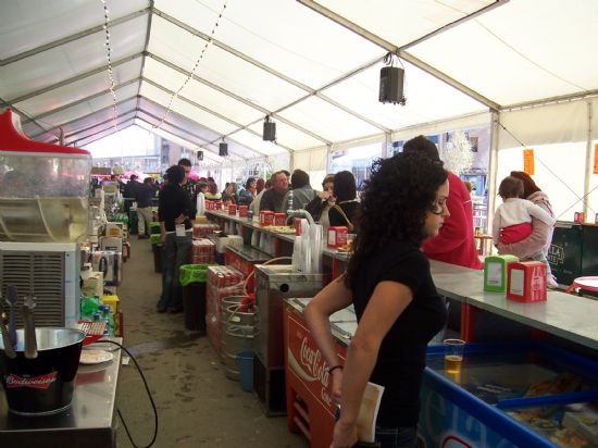 LA FERIA DE DA CON LA ACTUACIN DE LA BATUKADA, EL TREN TURSTICO, LA CARPA MUNICIPAL Y LA FERIA DE ATRACCIONES ABREN EL PROGRAMA DE ACTIVIDADES DE LAS FIESTAS DE SANTA EULALIA2007