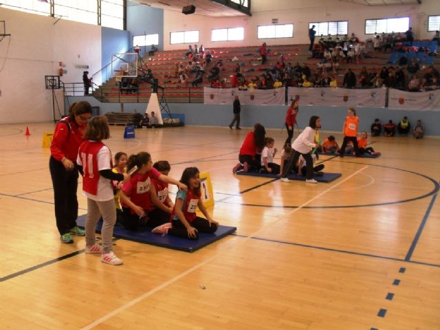 Totana acogió la Final Regional de "Jugando al atletismo" de Deporte Escolar, que contó con la participación de 240 escolares de toda la Región de Murcia