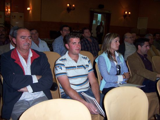 EL ALCALDE Y EL CONCEJAL DE URBANISMO ASISTEN A LA ASAMBLEA GENERAL ORDINARIA DE LA ASOCIACI�N DE EMPRESARIOS DE LA CONSTRUCCI�N DEL BAJO GUADALENT�N, CELEBRADA EN ALHAMA, PARA MOSTRAR SU APOYO A ESTE SECTOR