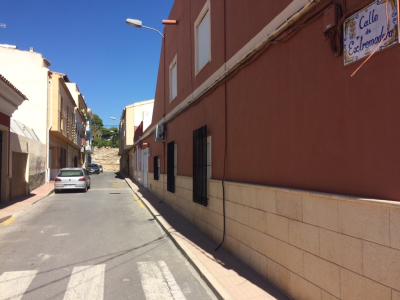 Se aprueba iniciar la contratacin de las obras de mejora de la red de alcantarillado en Callejn de la calle Valle del Guadalentn y Extremadura, respectivamente