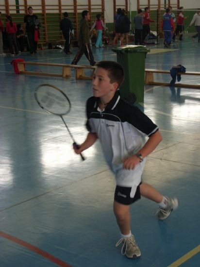 UN TOTAL DE 51 ESCOLARES PARTICIPAN EN EL TORNEO DE BDMINTON FIESTAS DE SANTA EULALIA