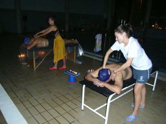 LA CONCEJALA DE DEPORTES ORGANIZA UNAS JORNADAS DE CONTROL POSTURAL Y AQUAMASAJE EN LA PISCINA CUBIERTA