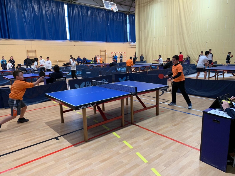 Los colegios La Milagrosa y Santiago participaron en la Jornada Regional Zona Sur de Tenis de Mesa de Deporte Escolar, celebrada en Los Narejos