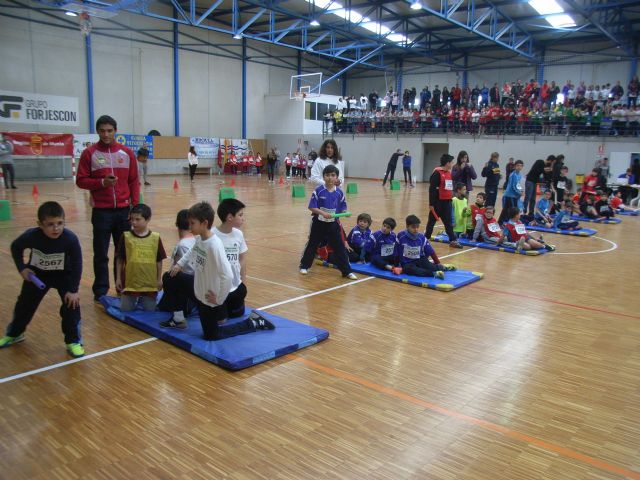 Los colegios "Tierno Galván" y "Luís Pérez Rueda" participaron en la Final Regional de Jugando al Atletismo de Deporte Escolar, celebrada en Torre Pacheco