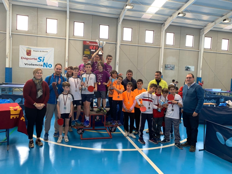 El Colegio La Milagrosa consigue el primer puesto en la Final Regional de Tenis de Mesa de Deporte Escolar, celebrada en Mazarrn
