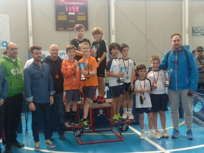 El Colegio La Milagrosa consigue el primer puesto en la Final Regional de Tenis de Mesa de Deporte Escolar, celebrada en Mazarrn