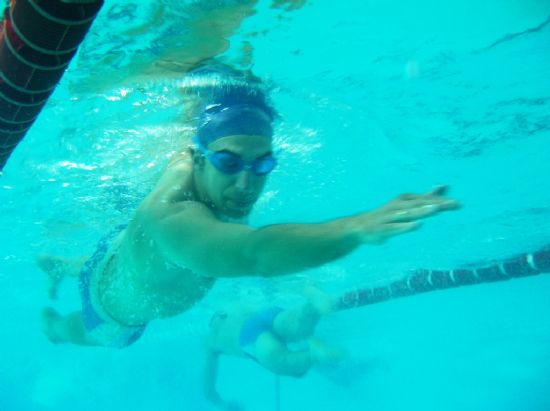 RCORD DE PARTICIPANTES Y RECAUDACIN EN LA TERCERA EDICIN DEL MARATN ACUTICO BENFICO EN LA PISCINA CLIMATIZADA