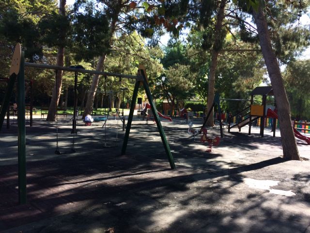 La zona de juegos infantiles del parque municipal se cerrar al pblico a partir del 9 de octubre por el desmontaje de infraestructuras y comienzo de las obras de mejora del recinto