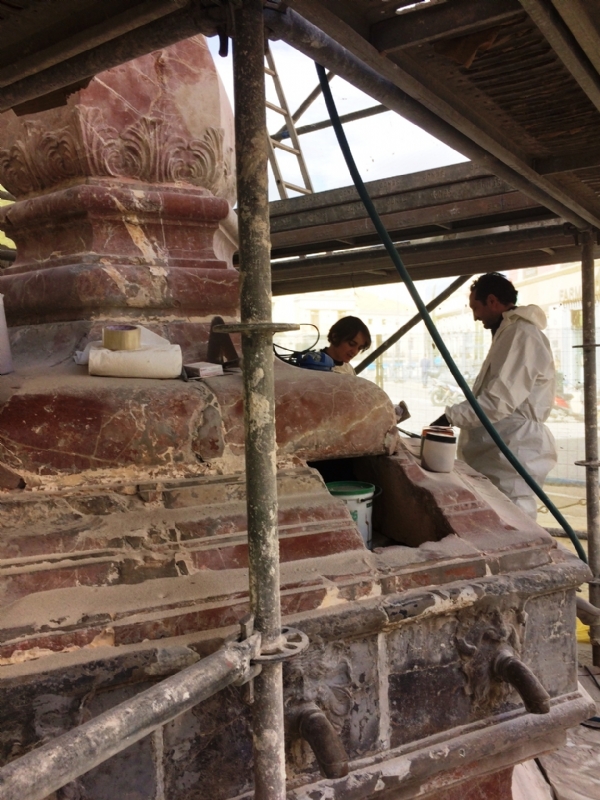 En un mes aproximadamente estarn finalizadas las obras de restauracin de la emblemtica Fuente Juan de Uzeta