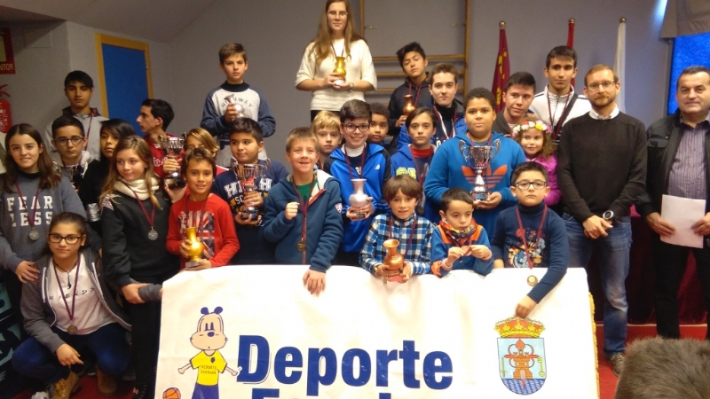 Rcord de participacin en la Fase Local de Ajedrez de Deporte Escolar, organizada por la Concejala de Deportes y el Club de Ajedrez, con un total de 84 escolares