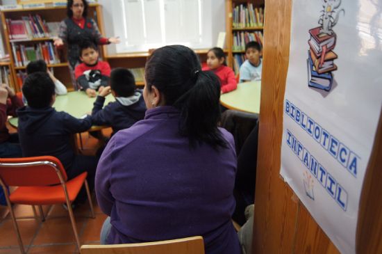 LOS ESCOLARES DE TOTANA SE ACERCAN AL MUNDO DE LOS CUENTOS POPULARES A TRAVÉS DE LA INICIATIVA DE ANIMACIÓN A LA LECTURA REALIZADA POR LA BIBLIOTECA MUNICIPAL