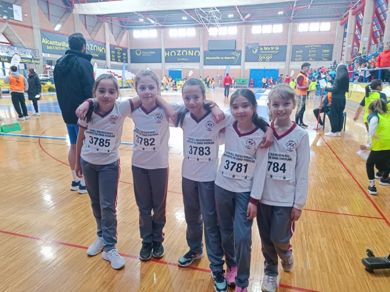 Dos equipos del Colegio Concertado Reina Sofía participan en la Final Regional de Jugando al Atletismo, del programa de Deporte Escolar