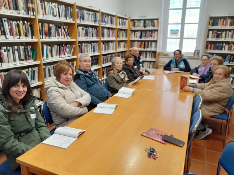 La Biblioteca Municipal Mateo Garca organiza un ciclo de Talleres de Lectura Dialgica con el Centro Municipal de Personas Mayores