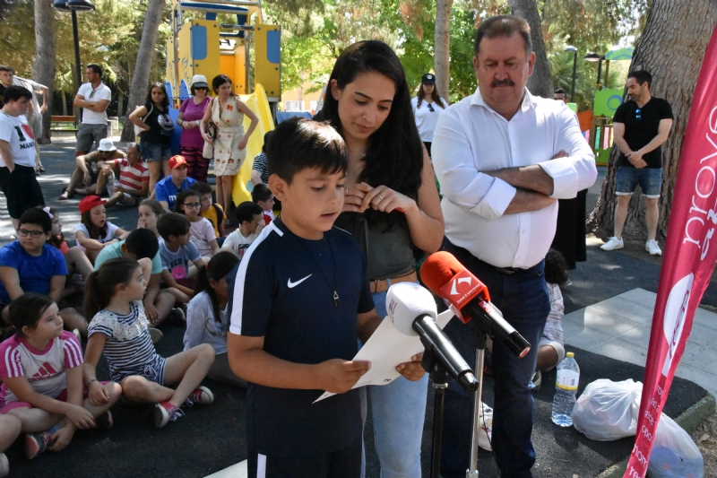Totana conmemora el Da Mundial del Medio Ambiente con la lectura de un manifiesto y la celebracin de actividades de concienciacin dirigidas a escolares
