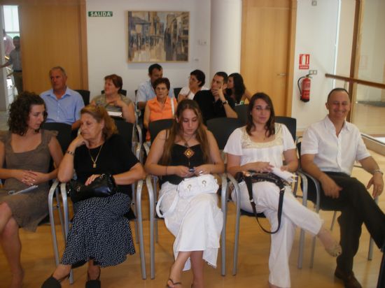 TOMAN POSESIN DE SU CARGO 10 NUEVOS AGENTES DE POLICA LOCAL QUE SE ENCONTRABAN EN PRCTICAS EN LA LOCALIDAD 