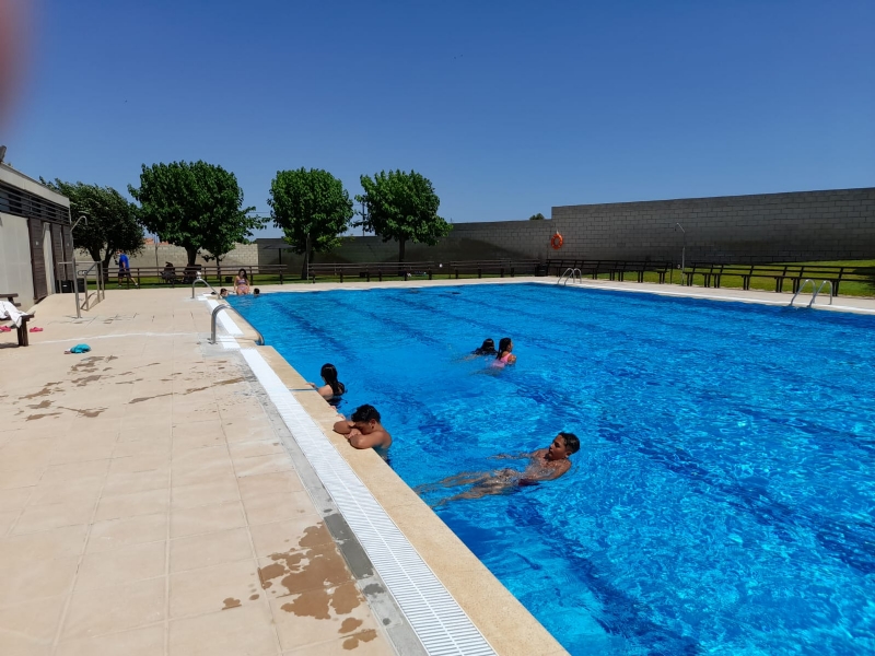 Arranca la nueva temporada de verano en las piscinas municipales del Complejo Deportivo 