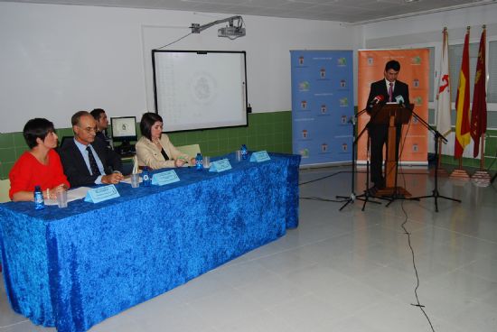 EL COLEGIO DE EDUCACIÓN INFANTIL Y PRIMARIA "LUÍS PÉREZ RUEDA" ACOGE POR PRIMERA VEZ EN SU HISTORIA EL ACTO OFICIAL DE APERTURA DEL CURSO ESCOLAR 2011/2012 EN EL MUNICIPIO