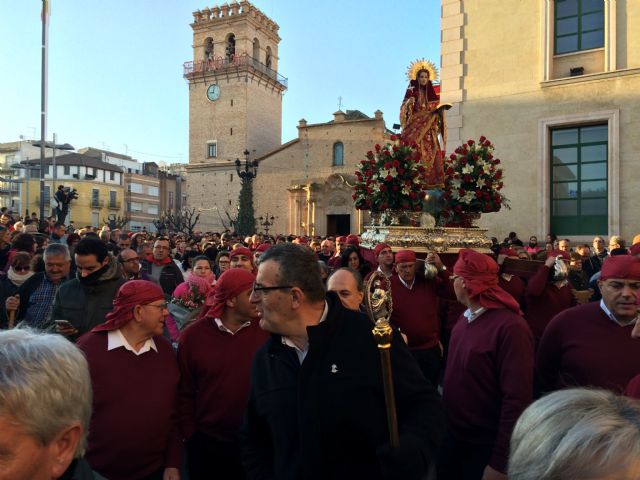 Miles de personas participan en la romera de regreso de la Patrona de Totana, Santa Eulalia de Mrida, a su ermita de Sierra Espua