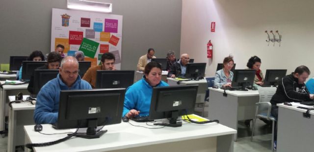 Ms de 40 personas en desempleo de Totana y Alhama de Murcia inician cursos formativos en el marco del programa Labor 