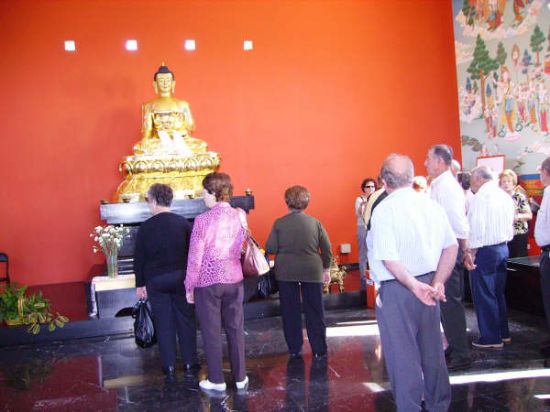 UN TOTAL DE 46 SOCIOS DEL CENTRO MUNICIPAL DE PERSONAS MAYORES PARTICIPA EN UN VIAJE A GIBRALTAR