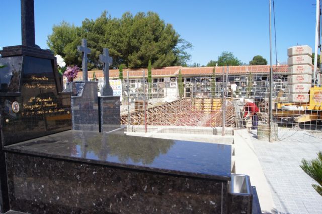 Se ampla la zona nueva del Cementerio Municipal Nuestra Seora del Carmen con la construccin de 32 nuevas fosas